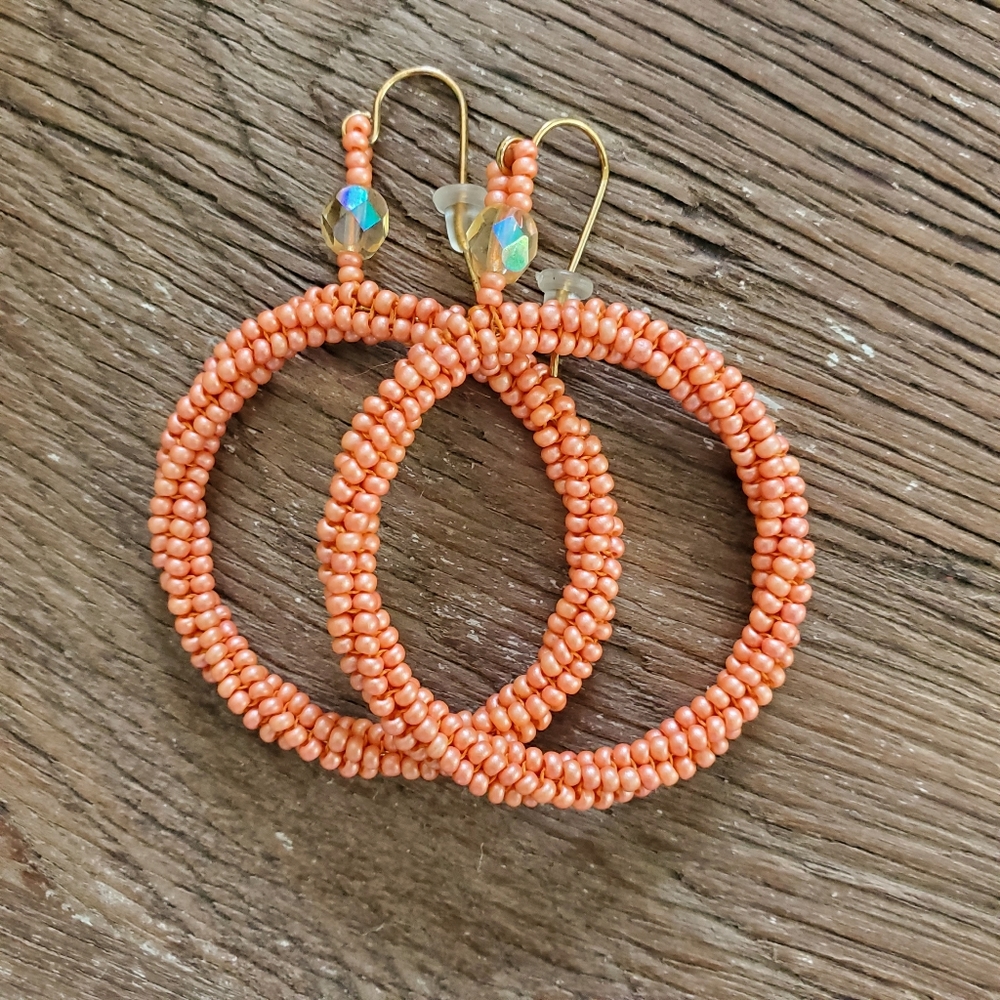 Amara Guava Peruvian Beaded Earings